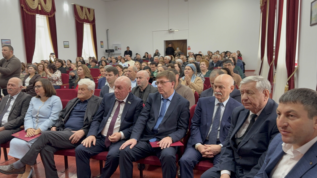 Верхне-Акбашской школе исполнилось 100 лет
